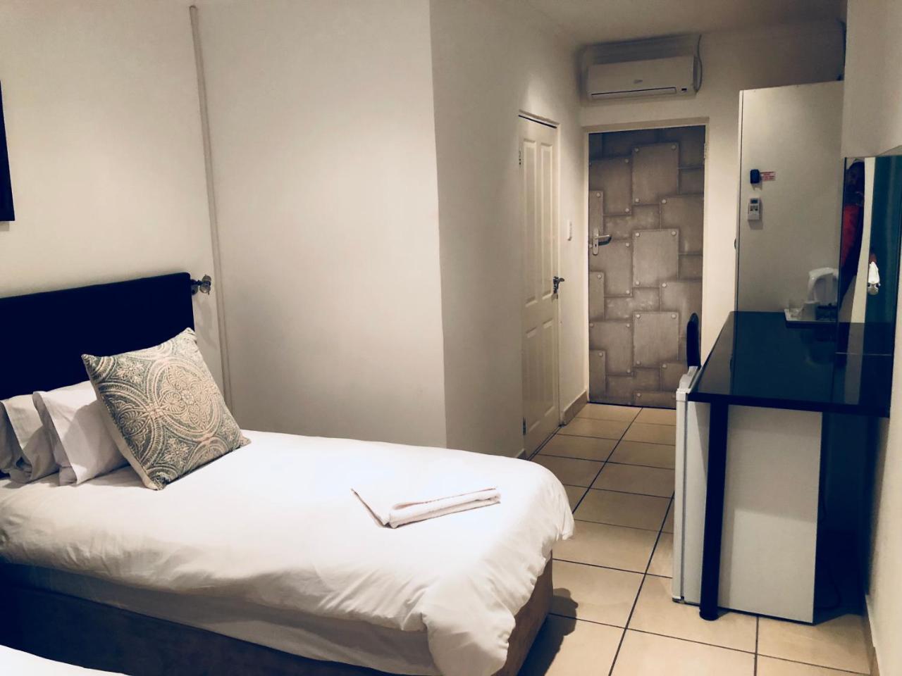 Me Casa Guest House Bluewater Bay エクステリア 写真