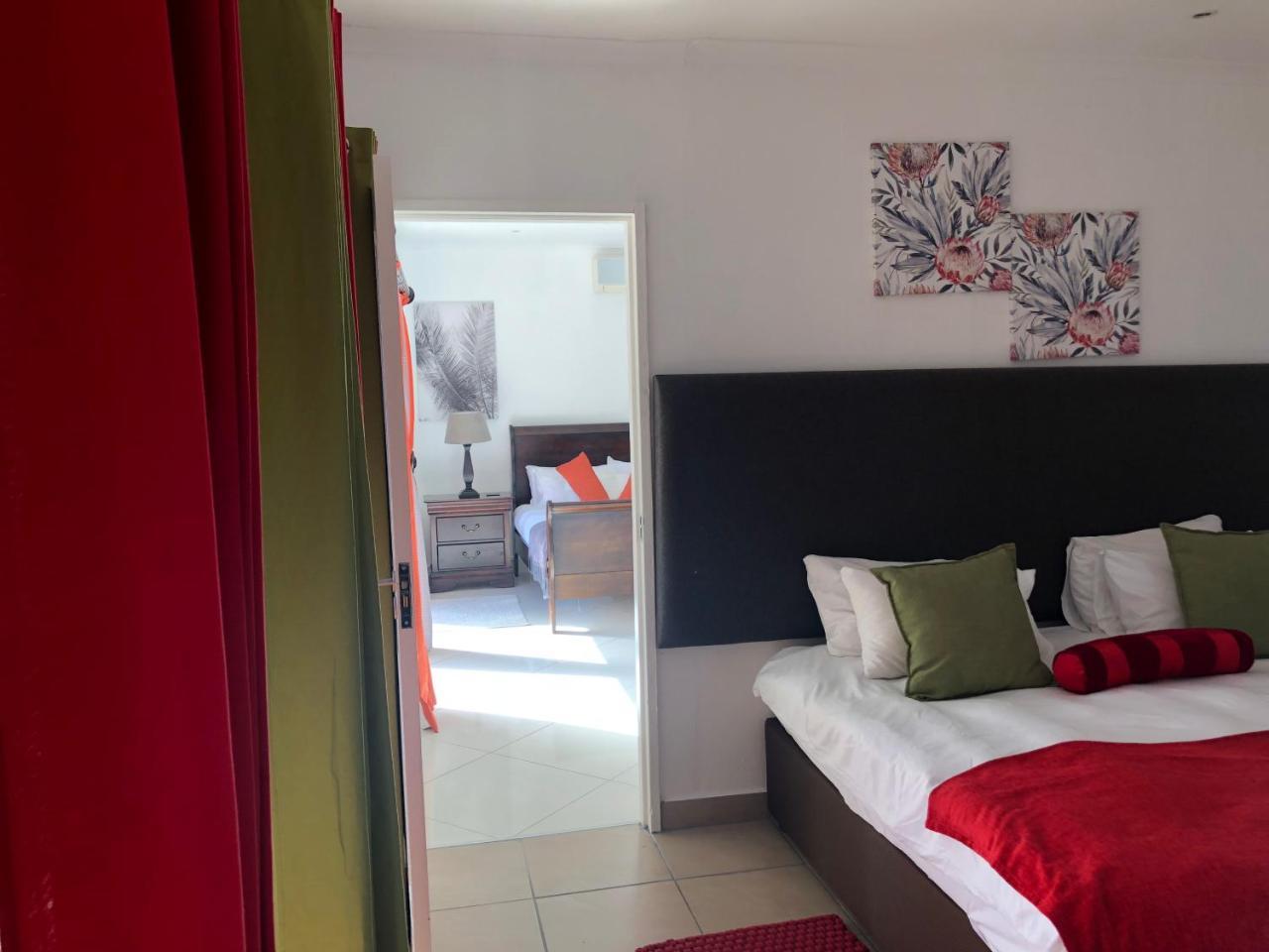 Me Casa Guest House Bluewater Bay エクステリア 写真